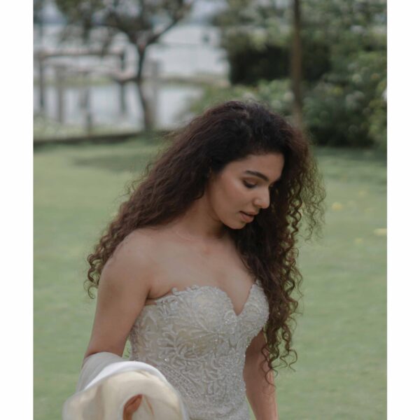 BRIDAL COLLECTION 136 - Image 2