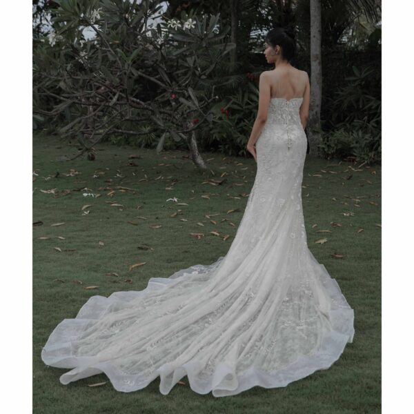 BRIDAL COLLECTION 229 - Image 2